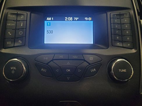 Used 2019 Ford Edge SE AWD/4WD image 25