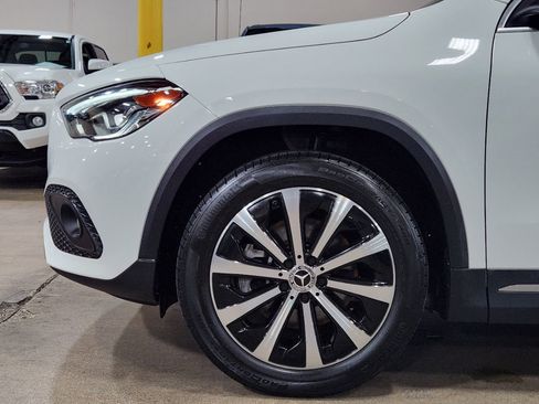 Used 2021 Mercedes-Benz GLA 250 4MATIC image 5