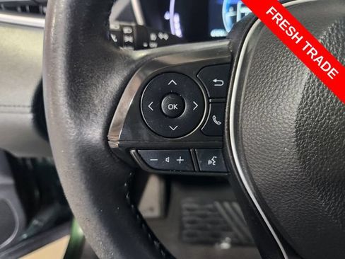Used 2023 Toyota Corolla Cross XLE w/ Convenience Package FWD image 28
