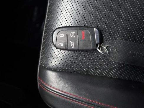 Used 2024 Dodge Durango GT RWD image 40