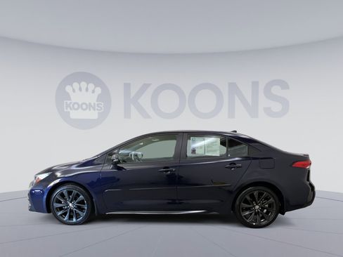 Used 2024 Toyota Corolla SE image 2