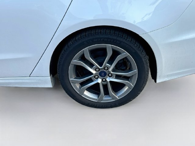 Used 2019 Ford Fusion Titanium FWD image 25