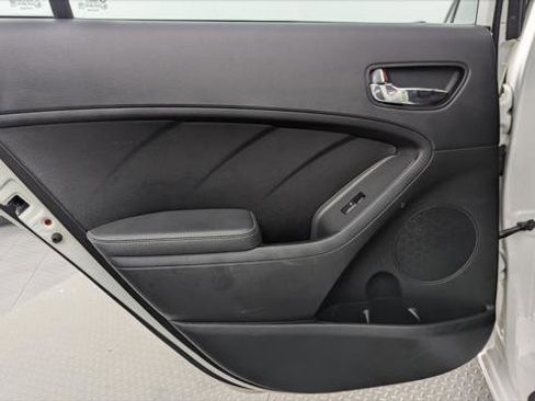 Used 2018 Kia Forte S image 16