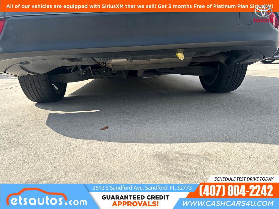 Used 2022 Toyota Prius Limited FWD image 15