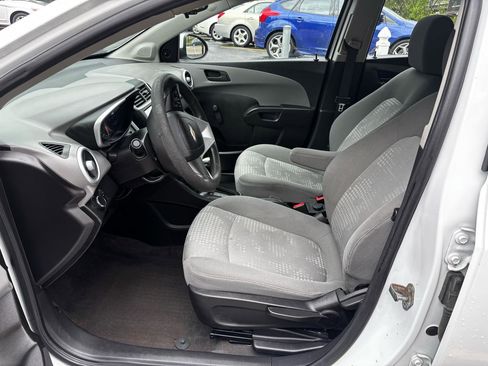 Used 2017 Chevrolet Sonic LT FWD image 13
