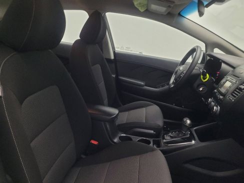 Used 2018 Kia Forte LX image 21