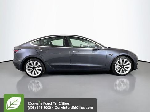 Used 2018 Tesla Model 3 Long Range AWD/4WD image 18
