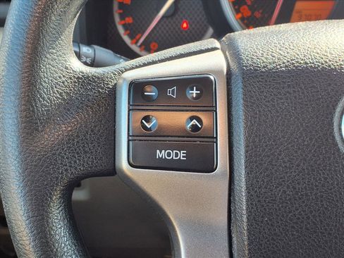 Used 2013 Toyota 4Runner SR5 image 15