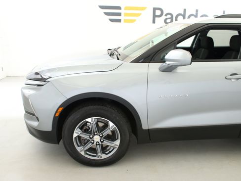 Used 2024 Chevrolet Blazer LT w/ Convenience Package AWD/4WD image 5