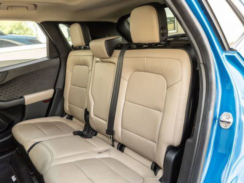 Used 2020 Ford Escape Titanium w/ Titanium Premium Package 2.0 image 14