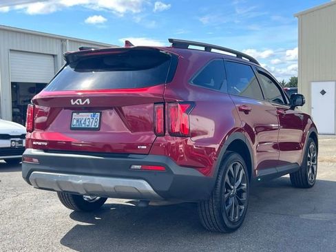 Certified 2023 Kia Sorento SX Prestige image 9