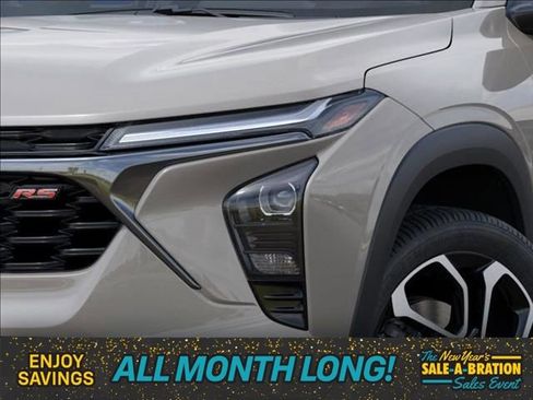 New 2026 Chevrolet Trax RS w/ Sunroof Package image 10