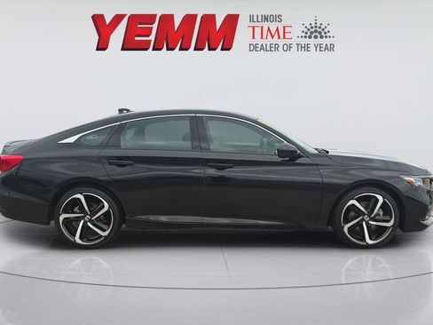 Used 2022 Honda Accord Sport image 9