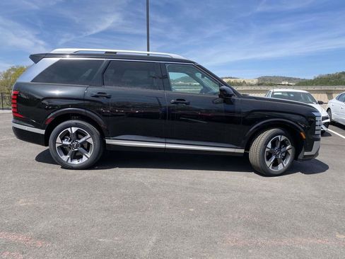 New 2026 Hyundai Palisade Limited FWD image 2