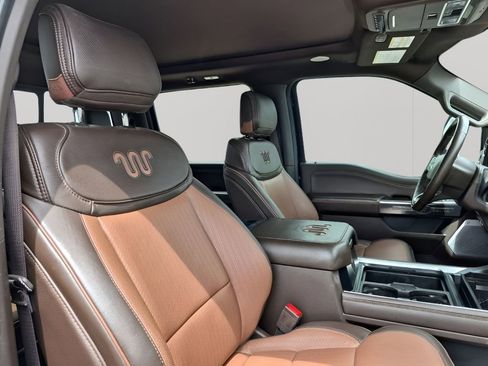 Used 2023 Ford F350 King Ranch w/ Chrome Package image 15