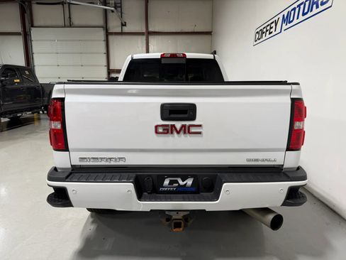 Used 2019 GMC Sierra 3500 Denali w/ Duramax Plus Package AWD/4WD image 5