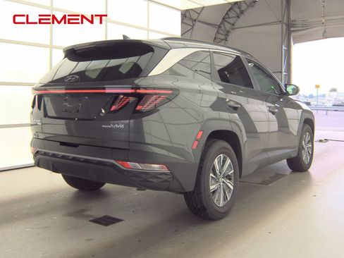Used 2023 Hyundai Tucson Blue AWD/4WD image 6