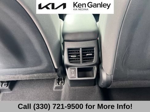 Certified 2024 Kia Seltos LX AWD/4WD image 44