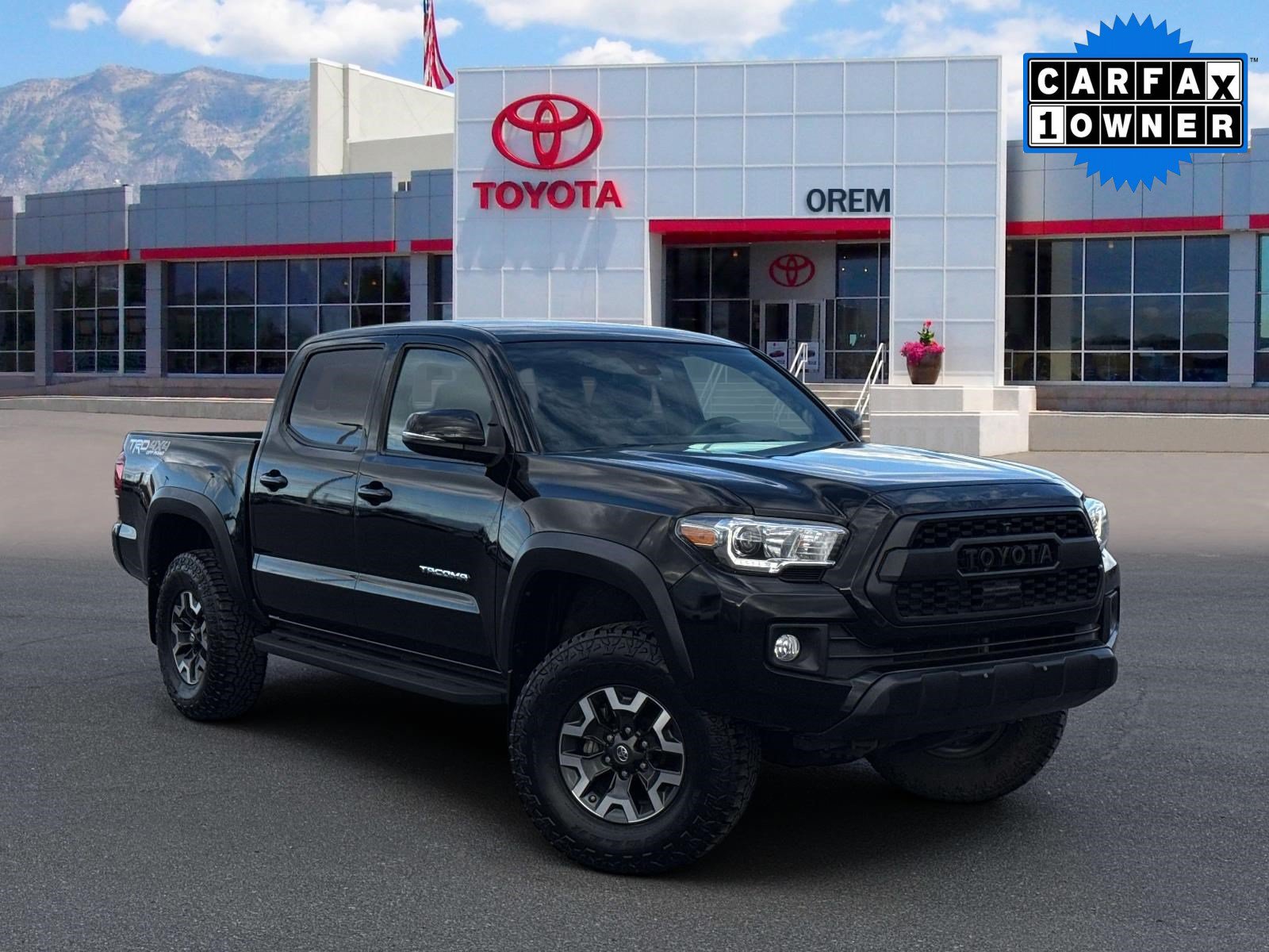 Used 2019 Toyota Tacoma TRD Off-Road w/ Technology Package AWD/4WD image 1