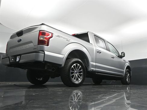 Used 2019 Ford F150 XLT w/ Equipment Group 302A Luxury AWD/4WD image 32