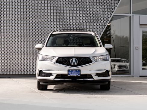 Used 2020 Acura MDX w/ Technology Package AWD/4WD image 32