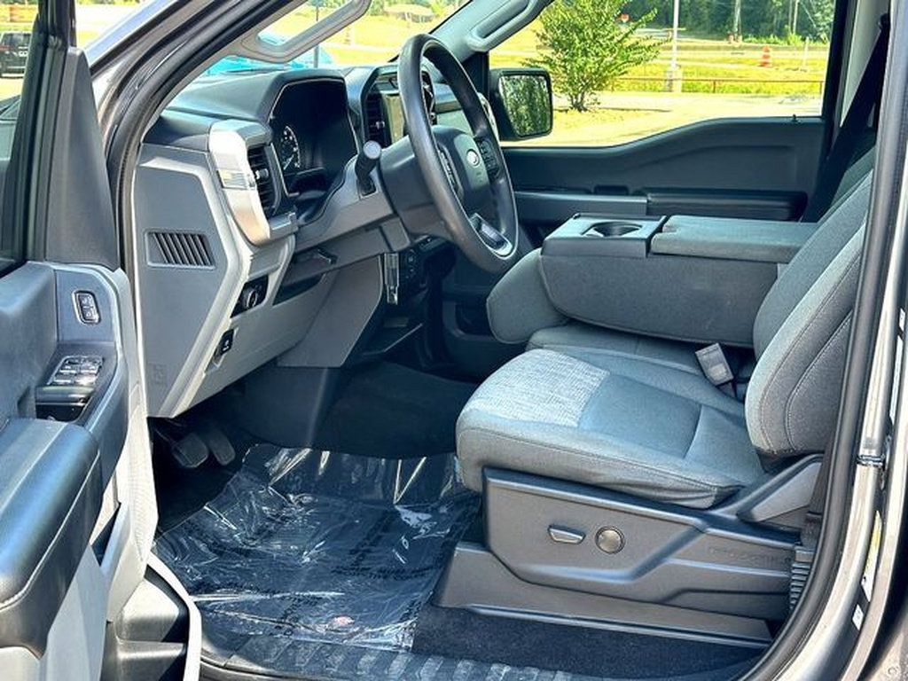 Used 2023 Ford F150 XLT AWD/4WD image 10