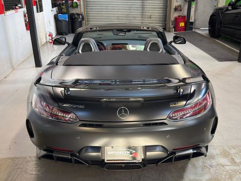 Used 2020 Mercedes-Benz AMG GT R image 8