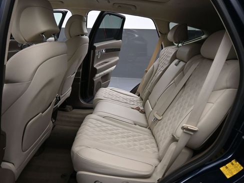 Used 2022 Genesis GV80 3.5T w/ Prestige Package 07 AWD/4WD image 19