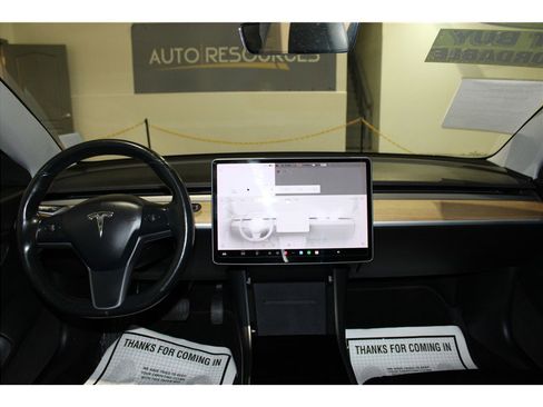 Used 2018 Tesla Model 3 Long Range image 14