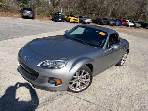 Used 2015 MAZDA MX-5 Miata Grand Touring w/ Premium Package image 4