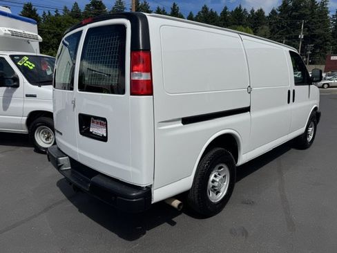 Used 2020 Chevrolet Express 2500 w/ Safety Package RWD image 6