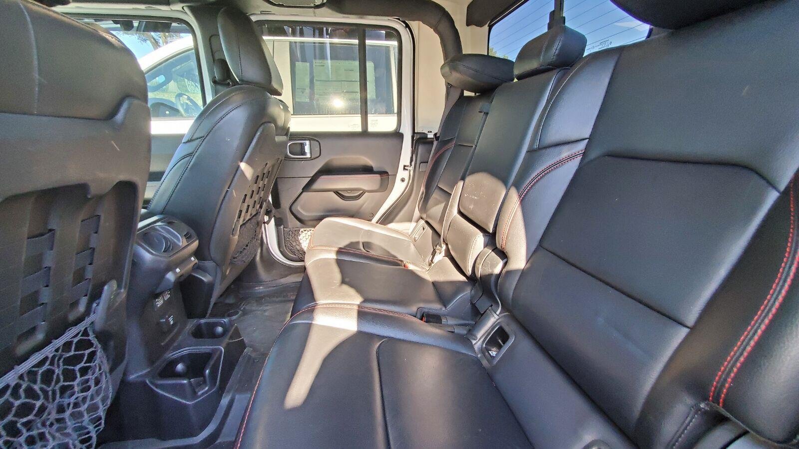 Used 2021 Jeep Gladiator Rubicon AWD/4WD image 5