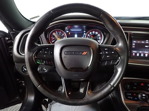 Used 2019 Dodge Challenger SXT RWD image 24