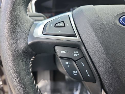 Used 2020 Ford Fusion SE w/ Equipment Group 151A image 30