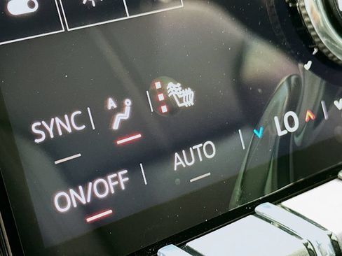 Used 2026 GMC Acadia Elevation w/ Black Edition FWD image 21