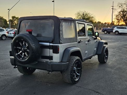 Used 2017 Jeep Wrangler Unlimited Sport w/ Connectivity Group image 5