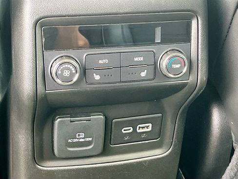 Used 2023 GMC Acadia Denali w/ Black Diamond Edition FWD image 28