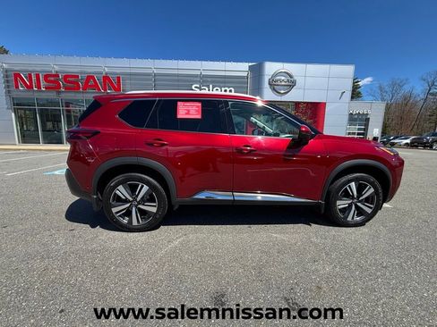 Certified 2023 Nissan Rogue SL w/ SL Premium Package AWD/4WD image 19
