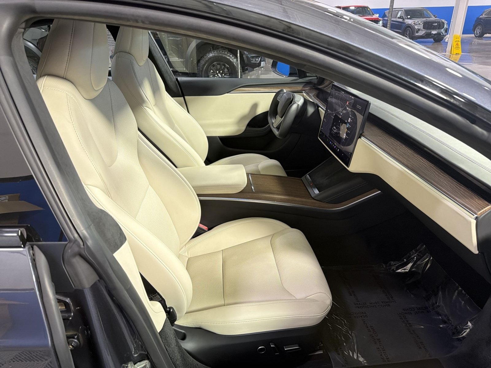 Used 2023 Tesla Model S Standard Range AWD/4WD image 23