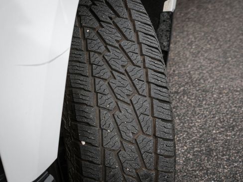 Used 2020 Chevrolet Silverado 1500 Custom Trail Boss w/ Custom Convenience Package image 12