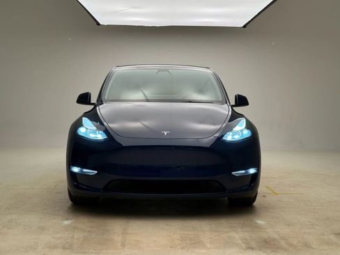 Used 2021 Tesla Model Y Performance image 21