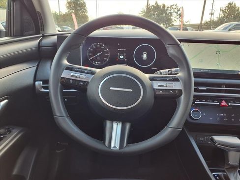 Used 2025 Hyundai Tucson SEL image 12