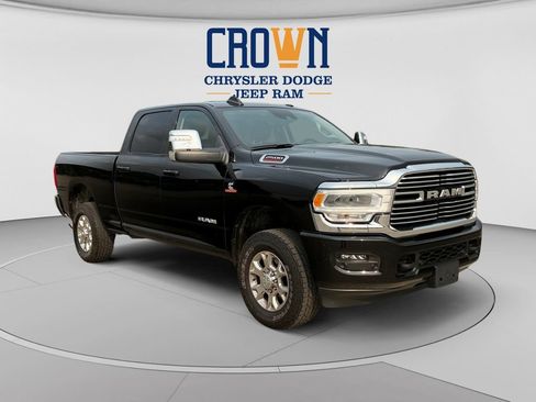 Used 2024 RAM 2500 Laramie w/ Safety Group AWD/4WD image 1