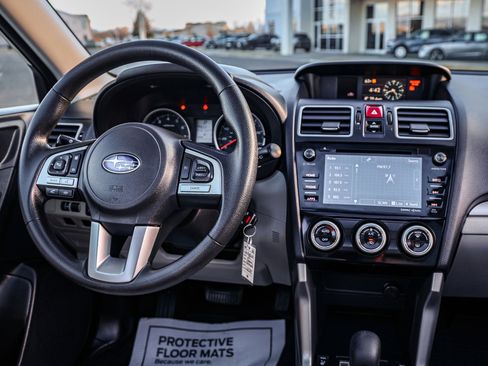 Used 2018 Subaru Forester 2.5i Premium w/ All-Weather Package image 18