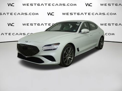 Used 2024 Genesis G70 2.5T image 1