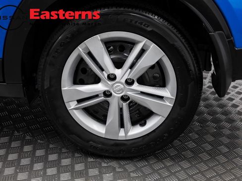 Used 2024 Nissan Kicks S image 79