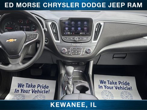 Used 2024 Chevrolet Malibu LT image 11