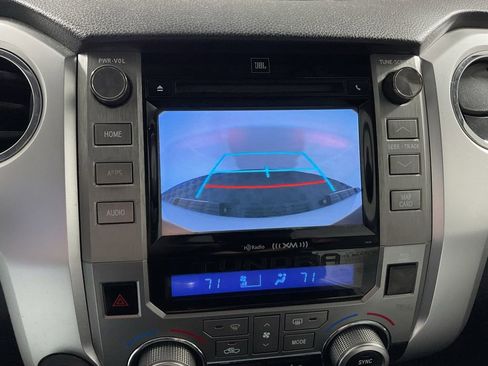 Used 2018 Toyota Tundra Limited AWD/4WD image 9