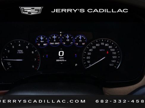 Used 2017 Cadillac XT5 Platinum image 11