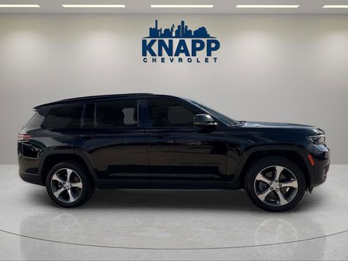 Used 2023 Jeep Grand Cherokee L Laredo image 6